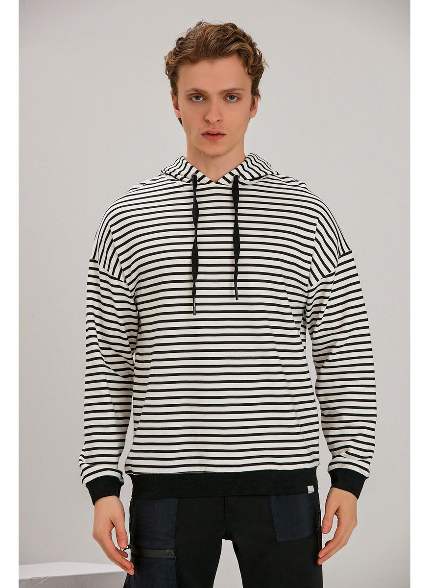 Striped Sweatshirt (B22-37300)