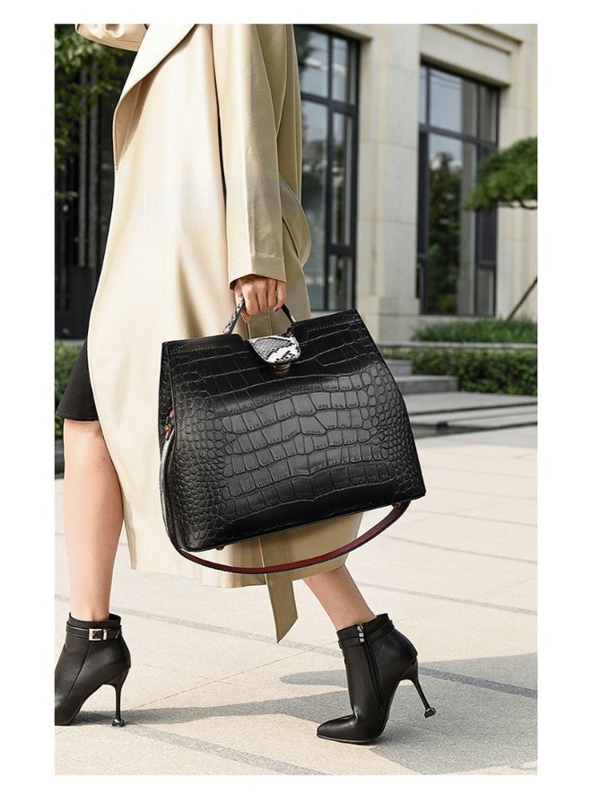 Exquisite Alligator Textured Shoulder Bag - Large Capacity Handbag for Modern Women