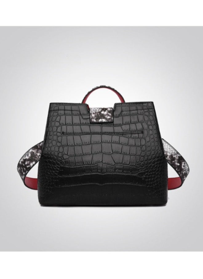 Exquisite Alligator Textured Shoulder Bag - Large Capacity Handbag for Modern Women