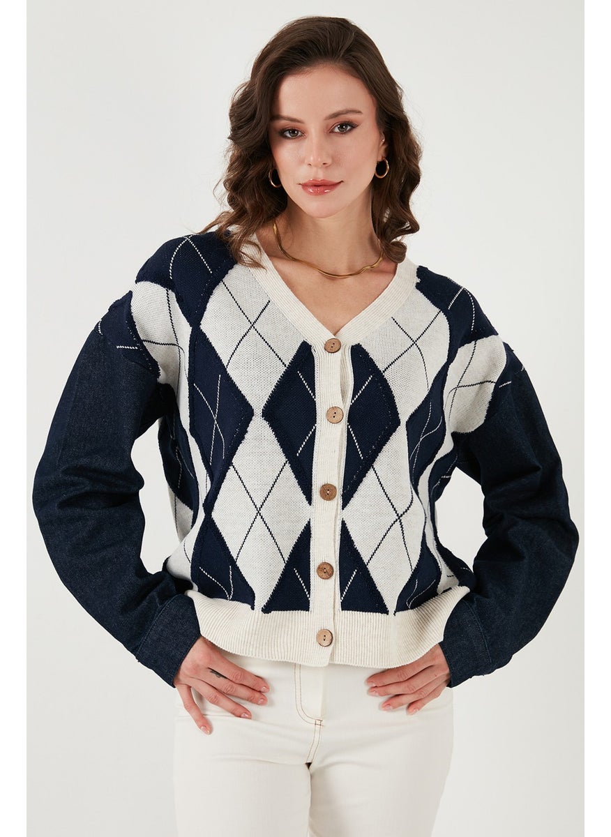 Patterned Regular Fit Buttoned V Neck Crop Cardigan Women's Cardigan 4615553