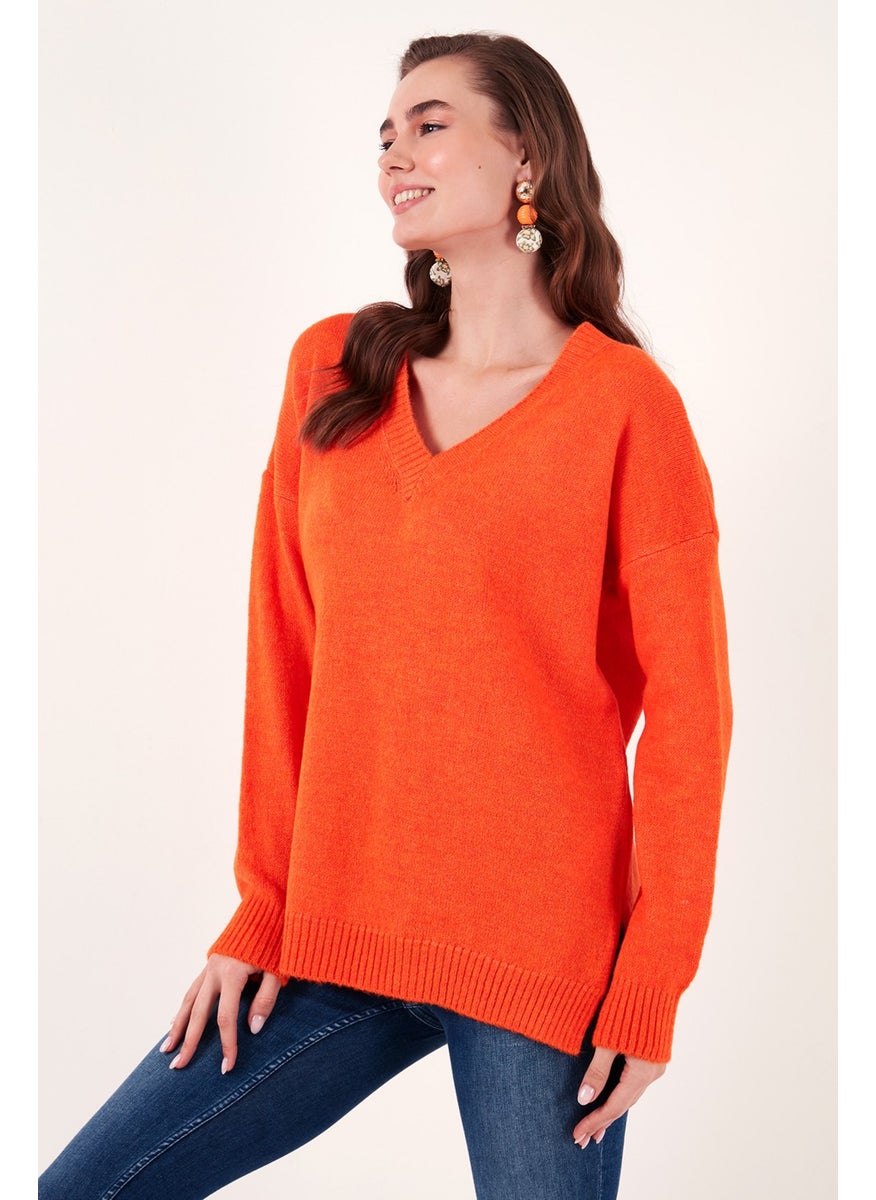 Regular Fit V-Neck Long Knitwear Sweater with Slits on the Sides Women's SWEATER 4616140