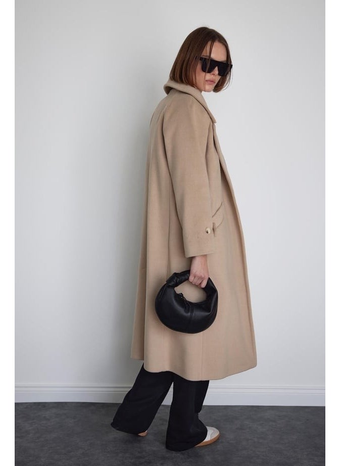 Saud Collection Beige Wide Collar Cashmere Coat