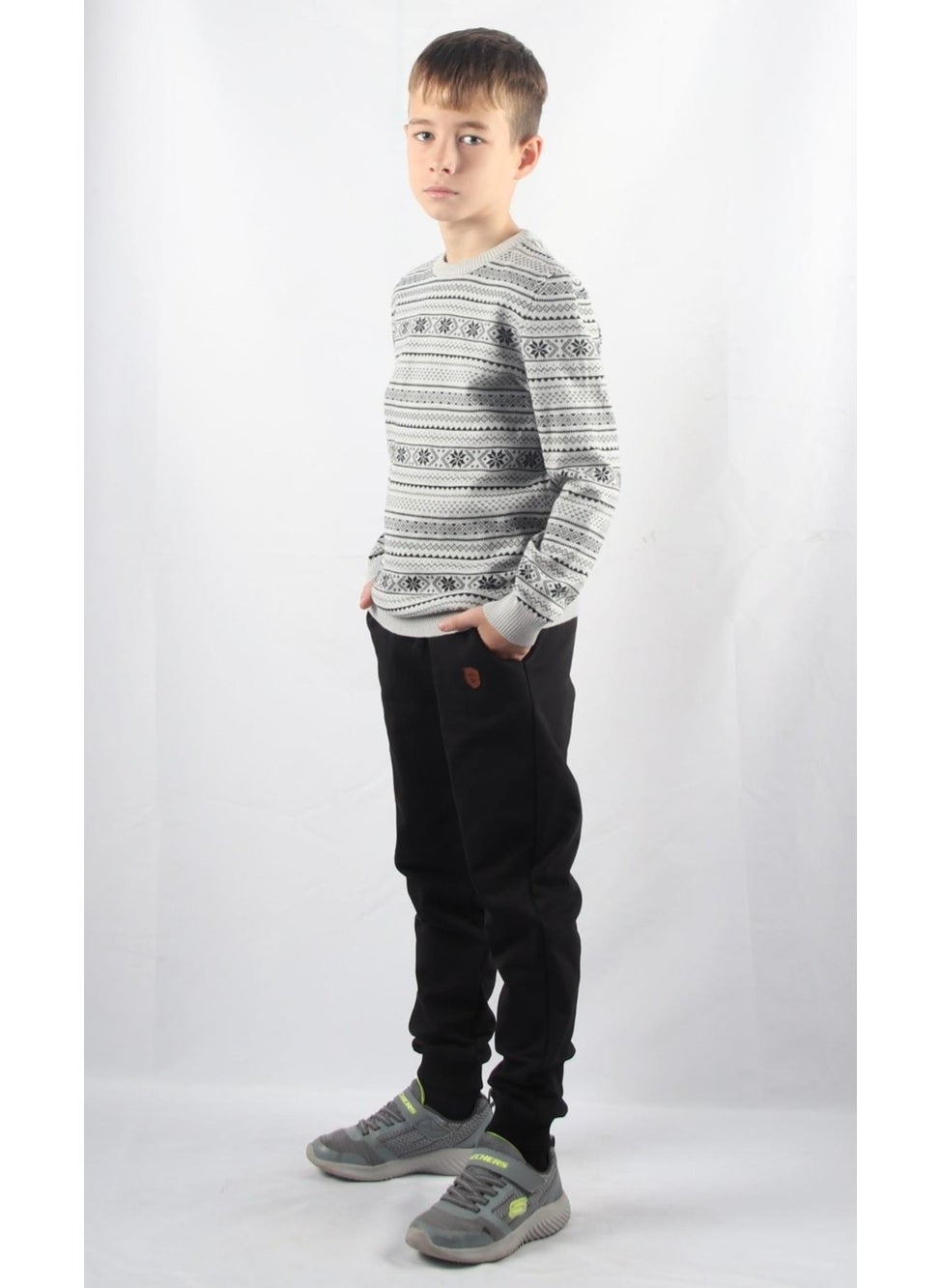 Crew Neck Kids Knitted Sweater C23-7103