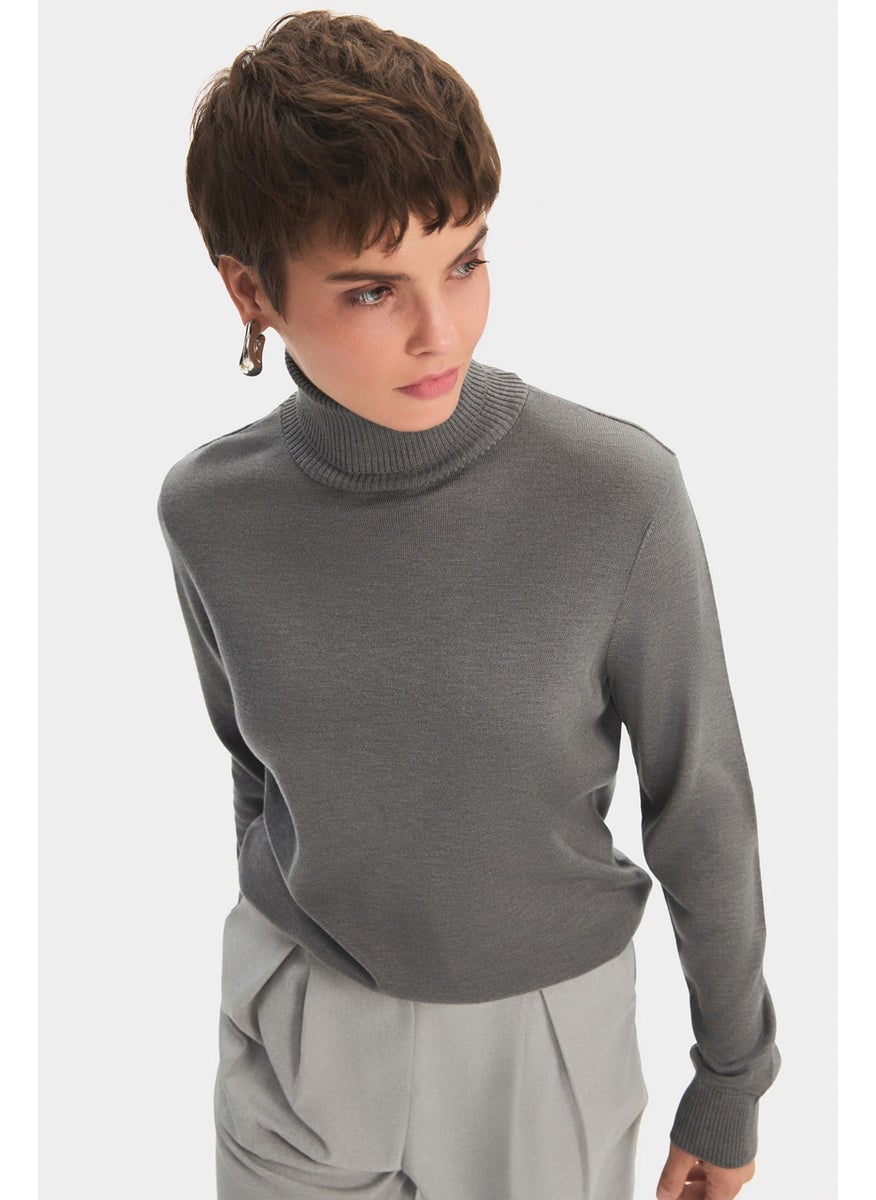 Women's Exclusive Turtleneck Viscose Blend Knitwear Sweater