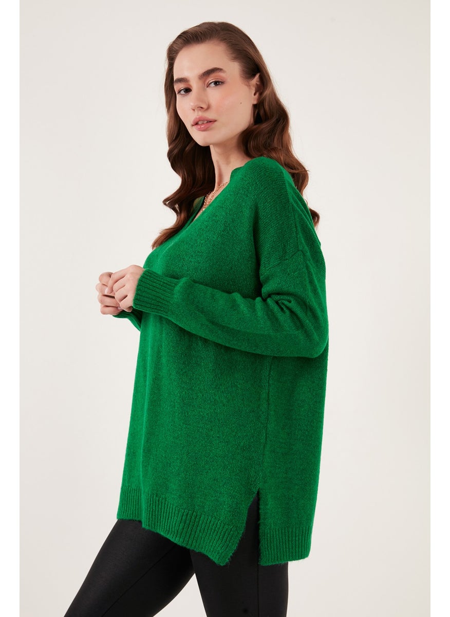 Regular Fit V-Neck Long Knitwear Sweater with Slits on the Sides Women's SWEATER 4616140