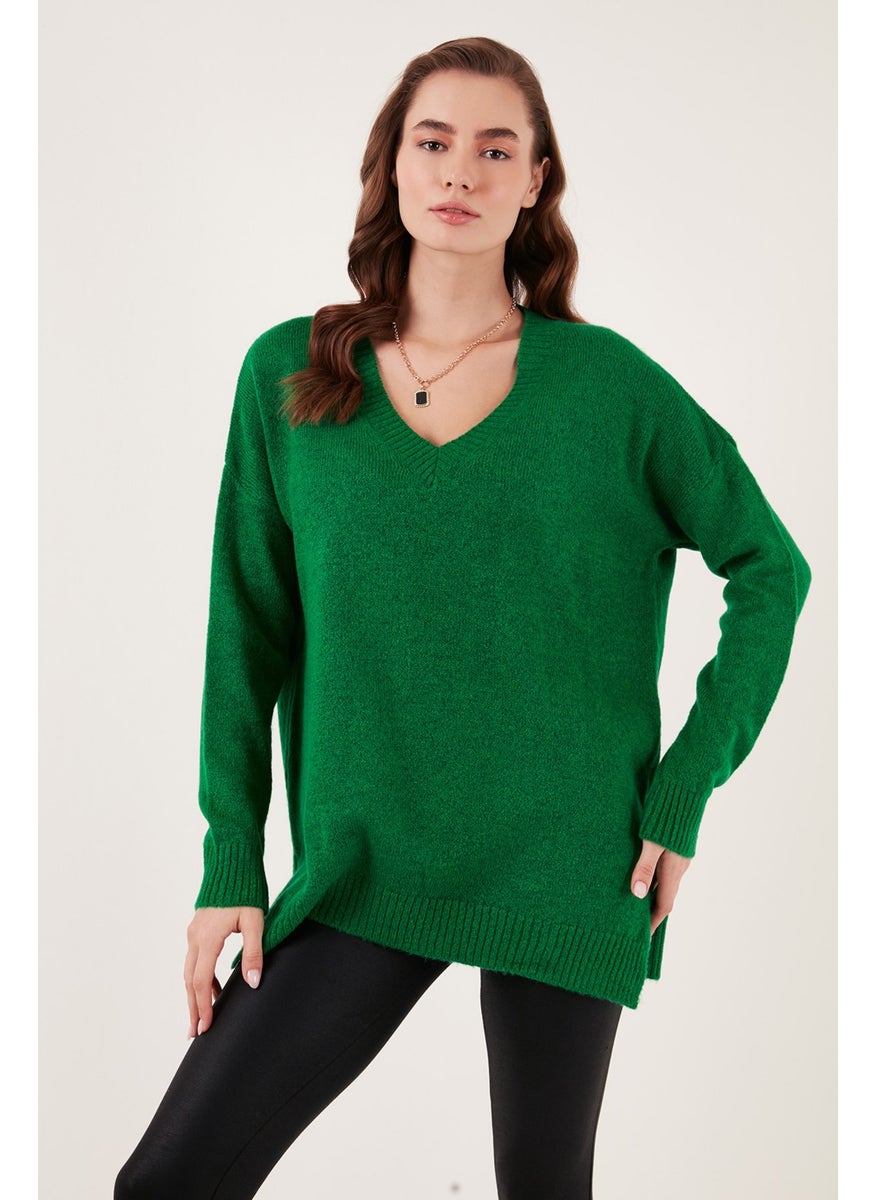 Regular Fit V-Neck Long Knitwear Sweater with Slits on the Sides Women's SWEATER 4616140