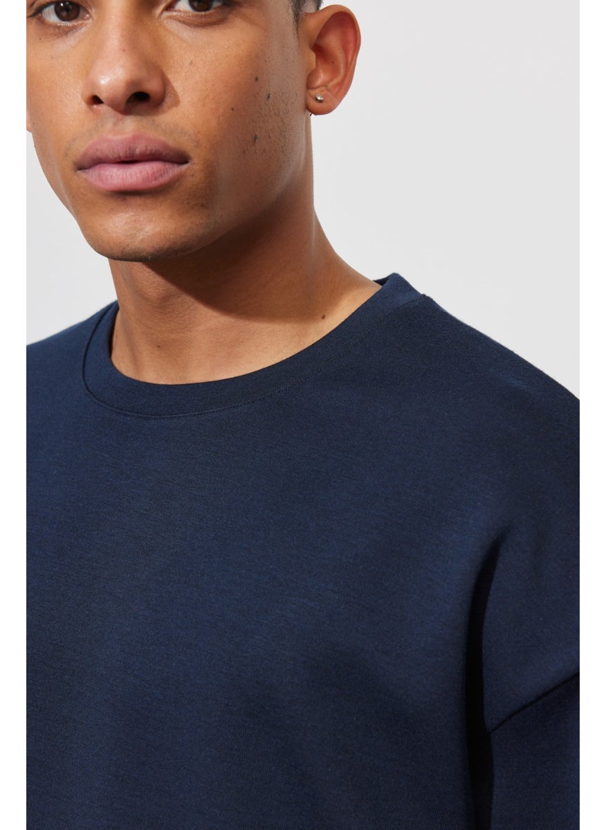 Men's Navy Blue Oversize Loose Cut Crew Neck Plain Sweatshirt