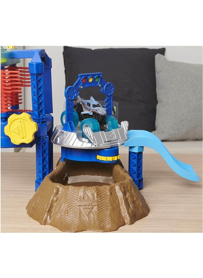 Megalodon Monster Wash Playset (1:64)