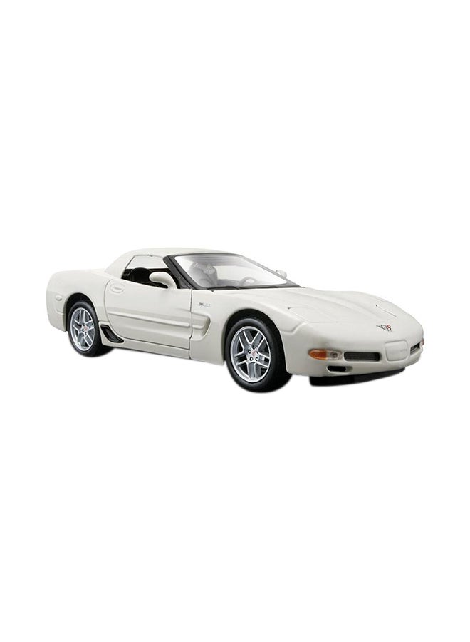 Special Edition Corvette Z06 1:24 Diecast Car  - Colour May Vary