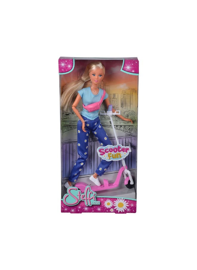 Steffi Love Scooter Fun Fashion Doll (33 cm)