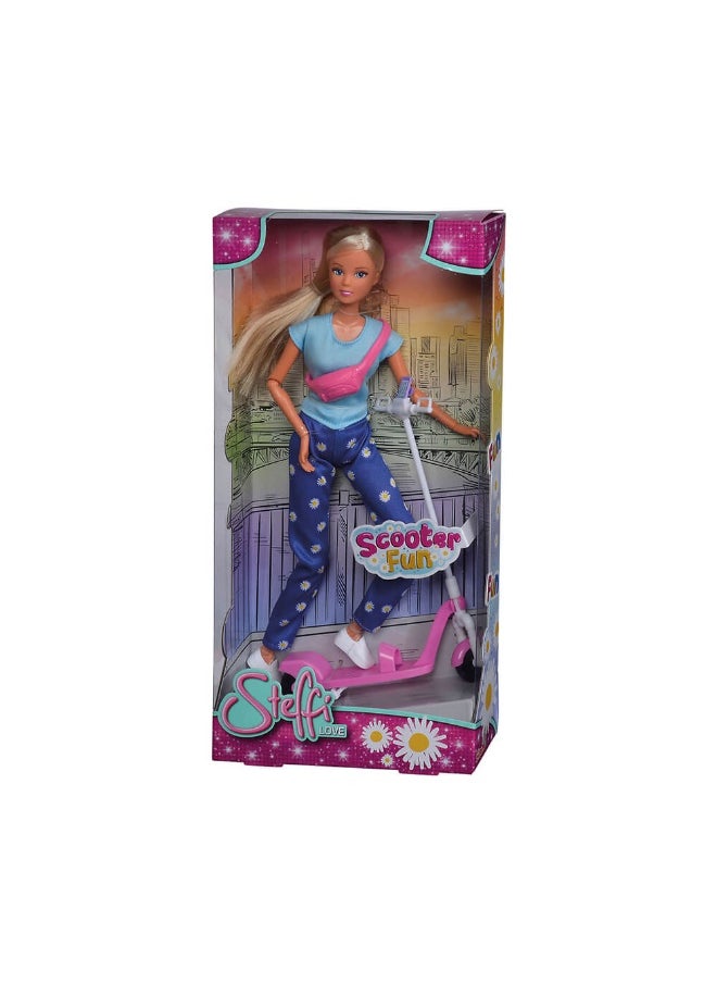 Steffi Love Scooter Fun Fashion Doll (33 cm)