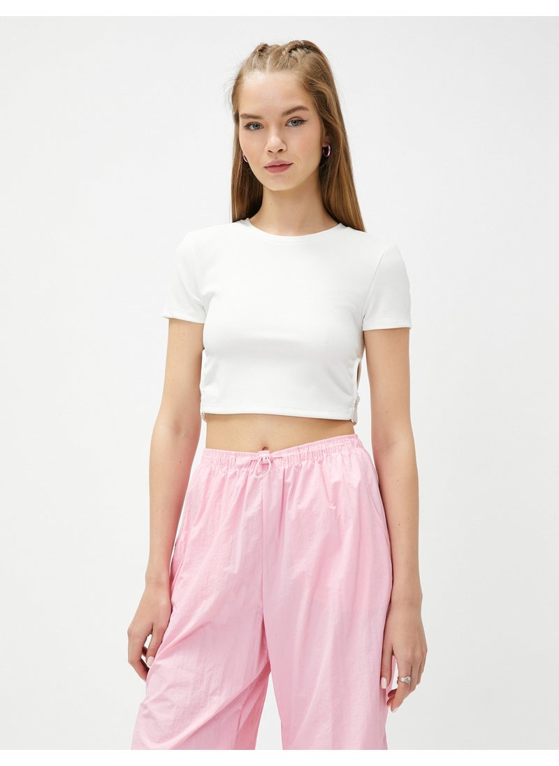 Basic Crop T-Shirt with Window Detail Crew Neck