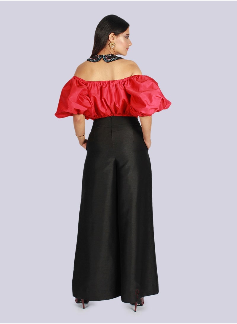 Queen - Off Shoulder Blouse