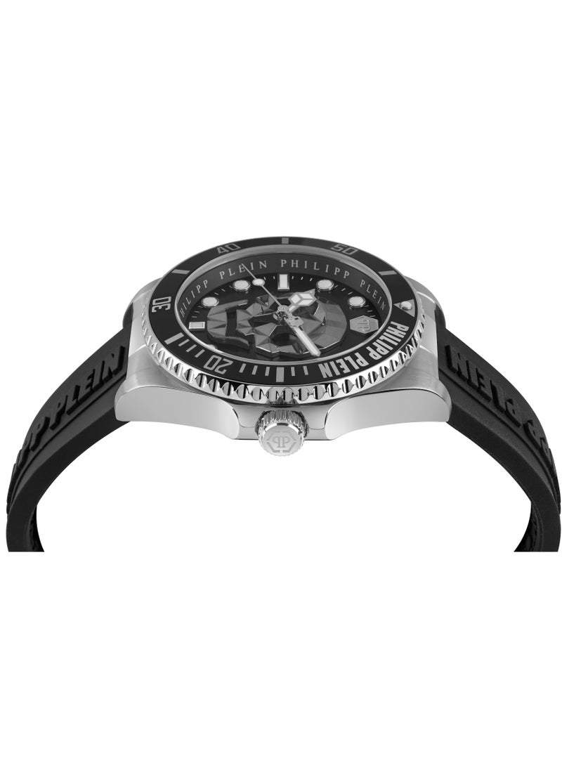 SKull Diver Watch In Black Silicone Strap