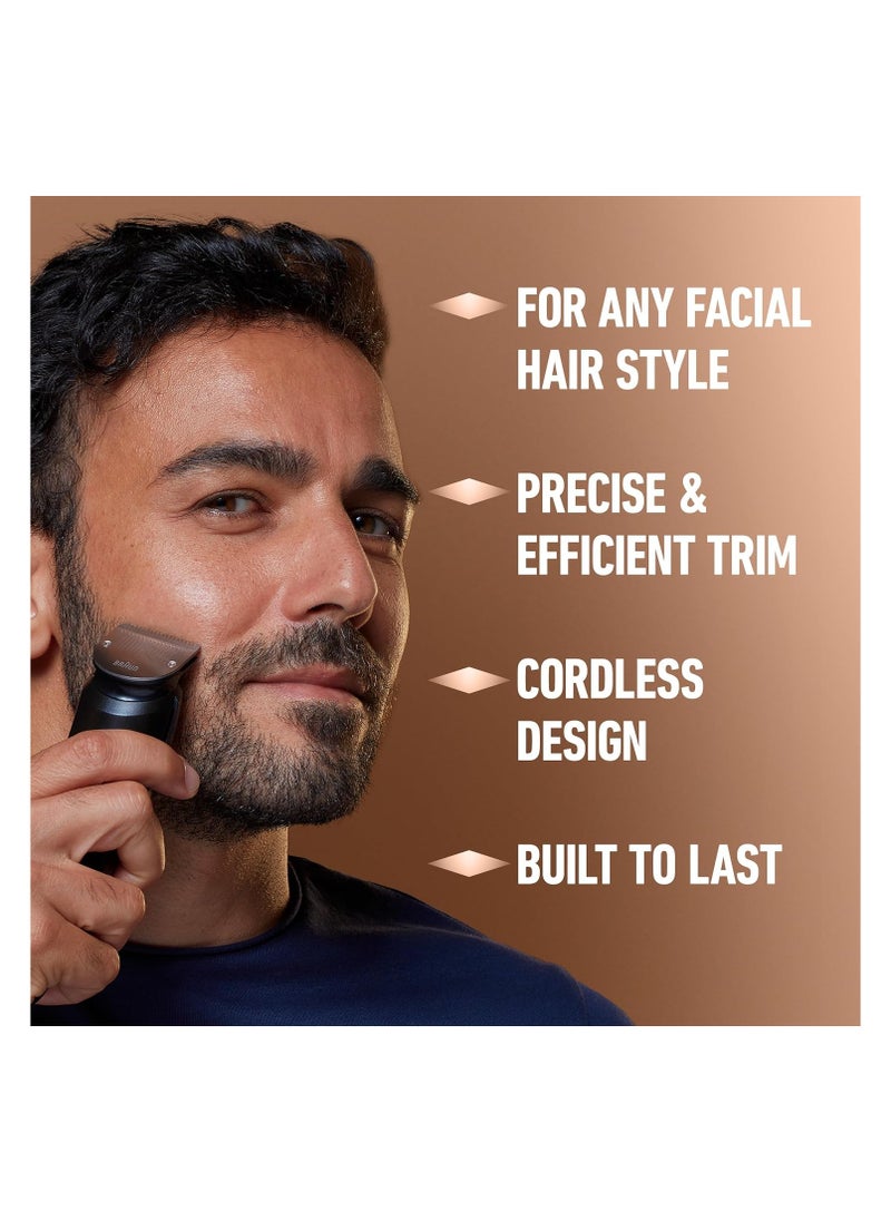 King C.Gillette Beard Trimmer PRO with 40 beard length settings in precise 0.5mm steps, cordless design & 1 trimmer, 1 brush, 2 combs, 1 charger and 1 zip pouch