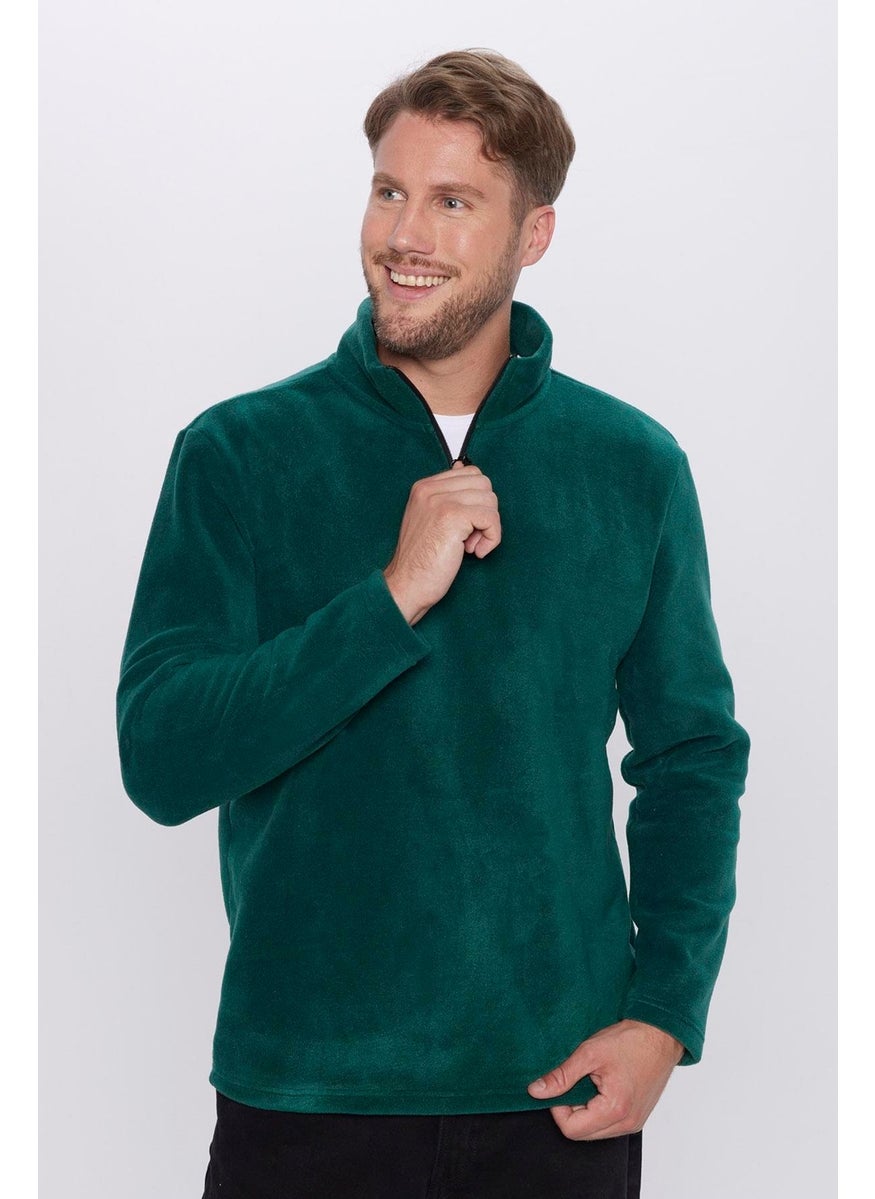 Men's Standard Fit Relaxed Cut Non-Pilling Cold Proof Green Stand Collar Fleece Sweatshirt