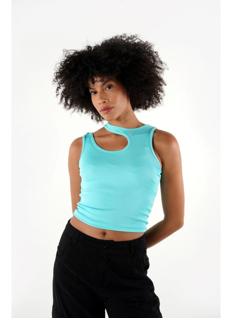 Crop Tank Top with Neck Detail (B24-0091)