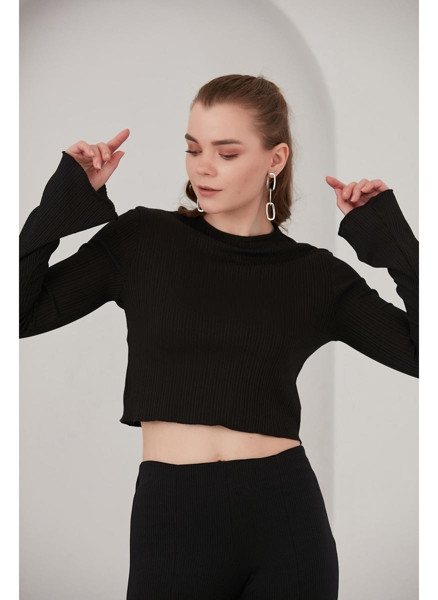 Spanish Sleeve Crop Top (B22-120UST)