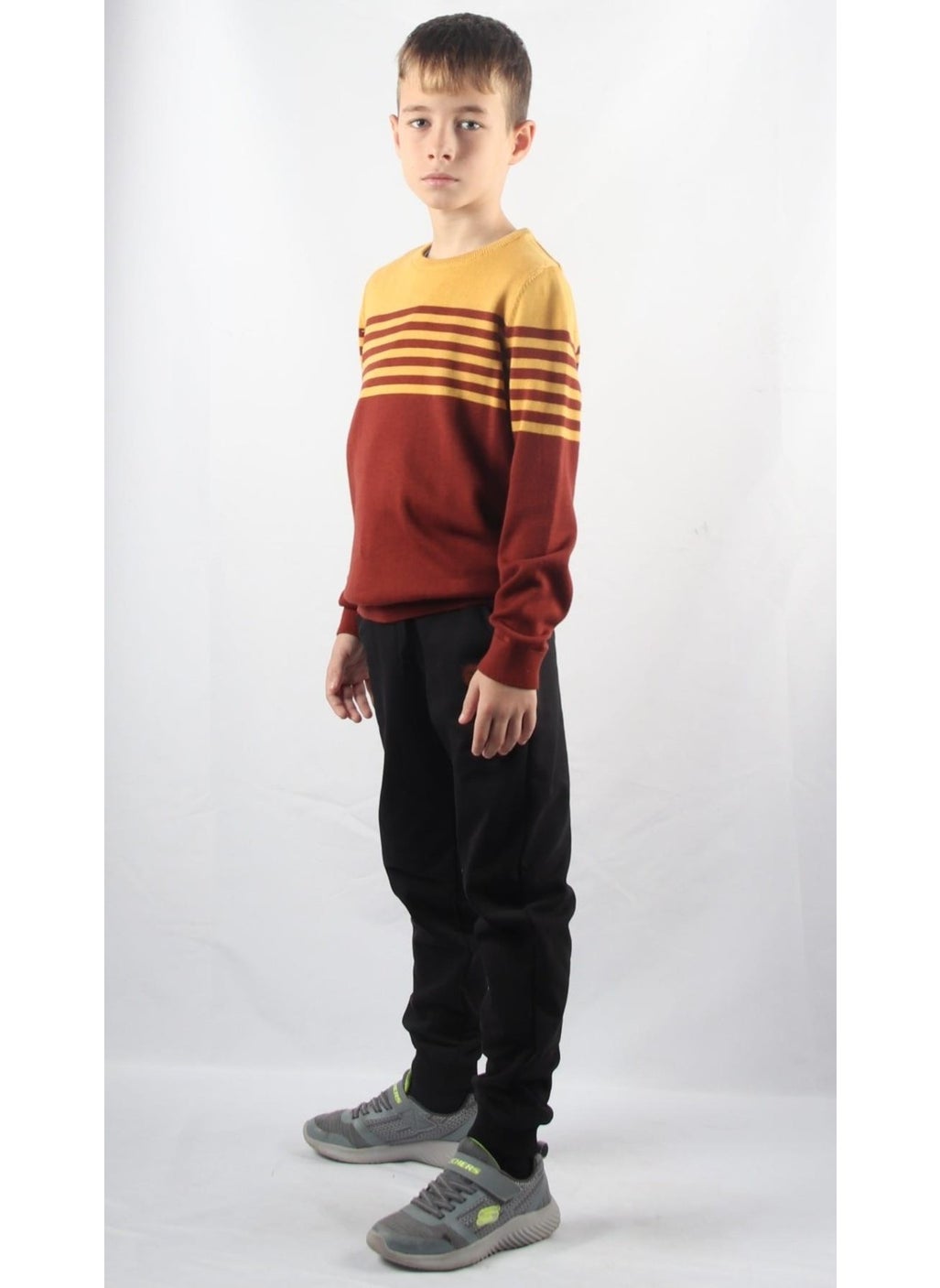 Crew Neck Kids Knitted Sweater (C23-7102)