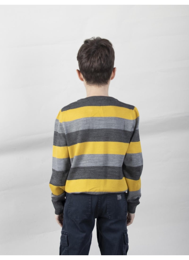 Striped Boy's Sweater (CCK-22-18937)