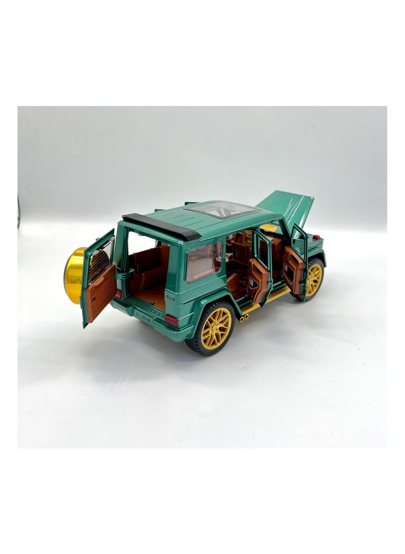 1/24 Mercedes Benz G63 AMG Model Car, Zinc Alloy Pull Back Toy car with Sound and Light for Kids Boy Girl Gift (green)