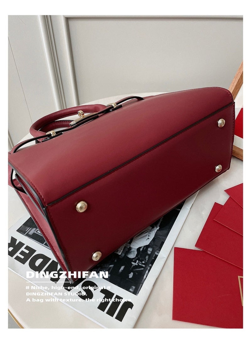 New Red Grand Wedding Bag For Middle-Aged Mothers With A Sense Of Luxury And Large Capacity Suitable For Mother-In-Law