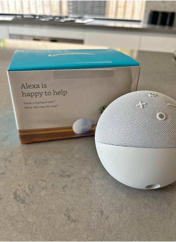 Echo Dot 5th Gen Bluetooth Smart Speaker white (last version)