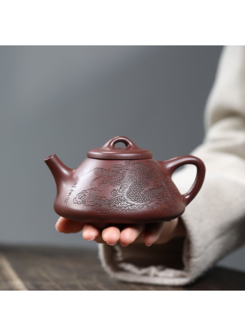 Purple sand teapot handmade teapot Yixing raw ore purple mud pure handmade carved dragon tea set wholesale sub-smelting stone ladle pot 102065 purple mud Xianglongzi ye double certificate