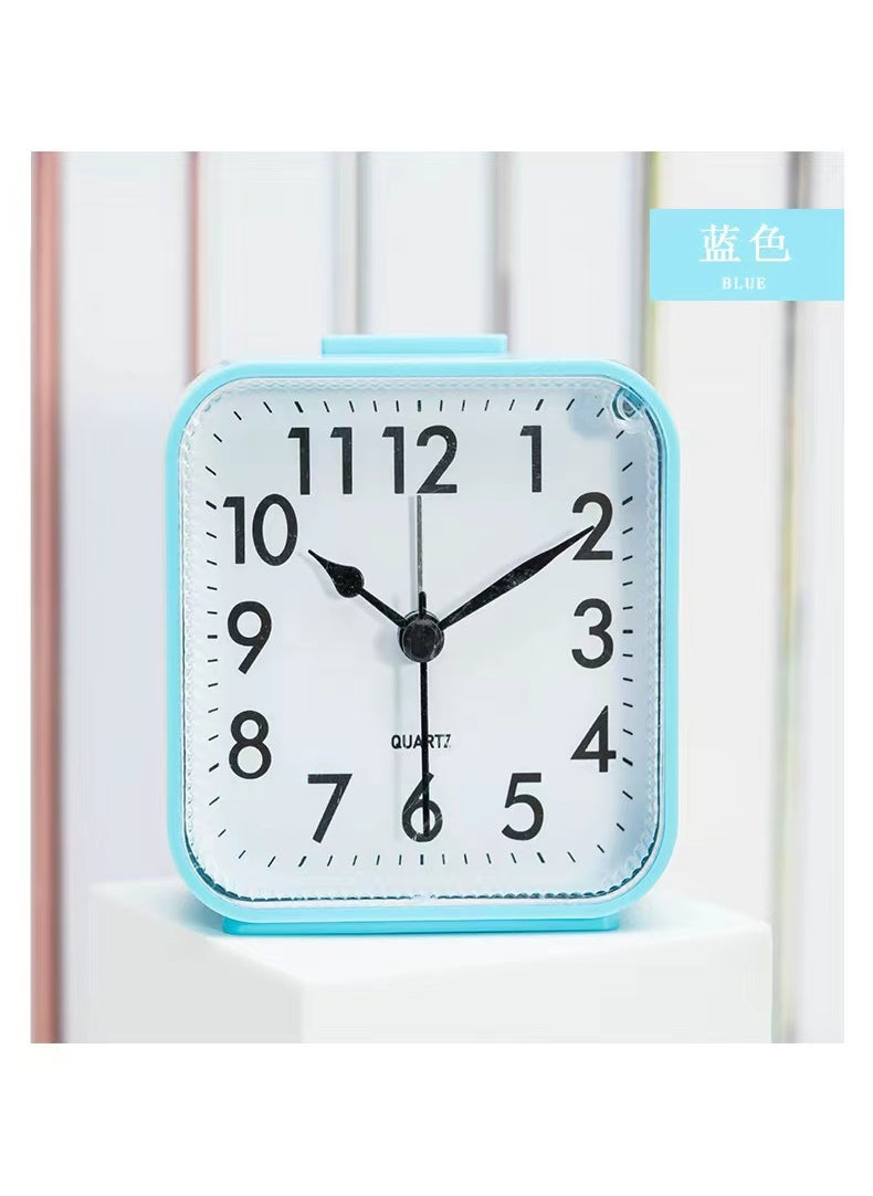 Silent Quartz Alarm Clock for Students Square blue/R