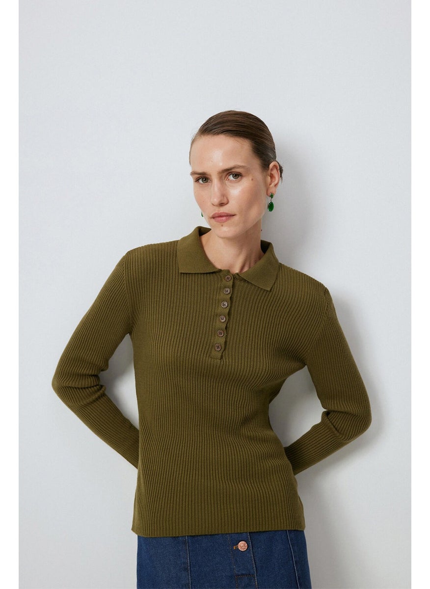 Polo Neck Button Detailed Knitwear Body