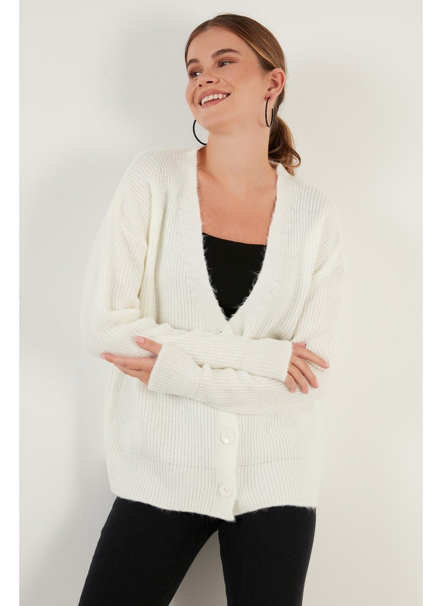 Buttoned V-Neck Knitted Cardigan Women's Cardigan 6310005