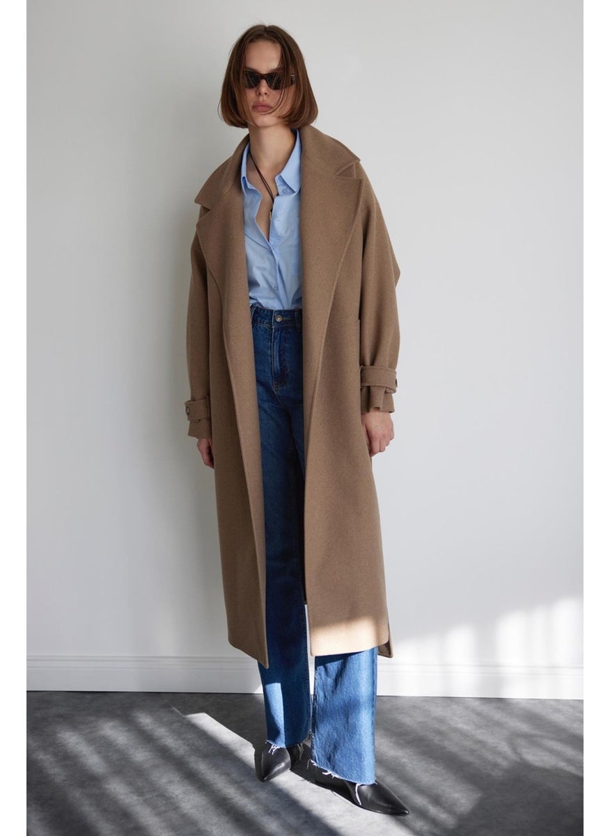 Milky Coffee Sudi Slit Maxi Coat