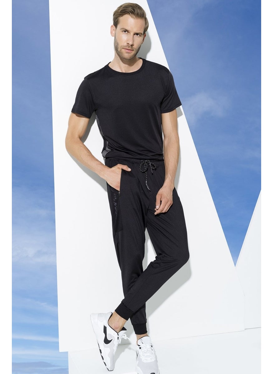 2-Piece T-shirt with Mesh Detail Black Joger Suit S27155