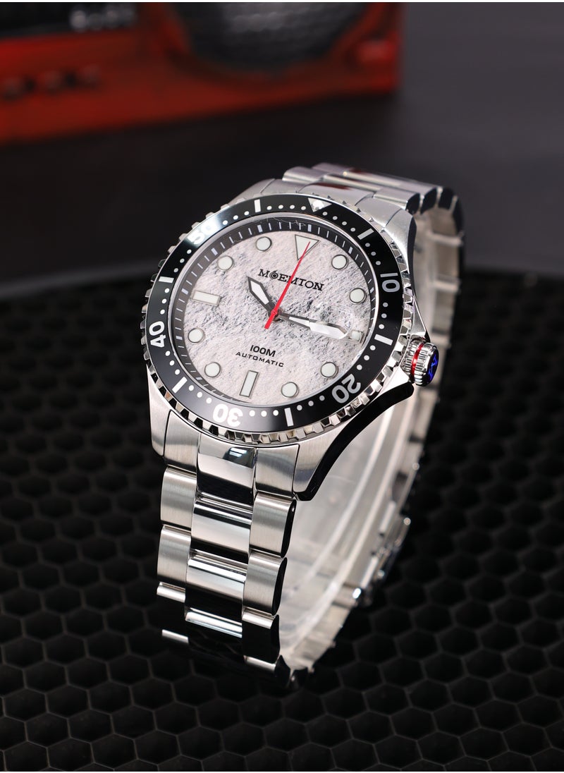 MOEMTON Meteorite Men's Watch Silver Grey Dial Magnifying Glass Date Window Black Rotating Chronograph Bezel See-Through Caseback 100m Water Resistant Red Seconds Stainless Steel Business Casual M140.BSSA01