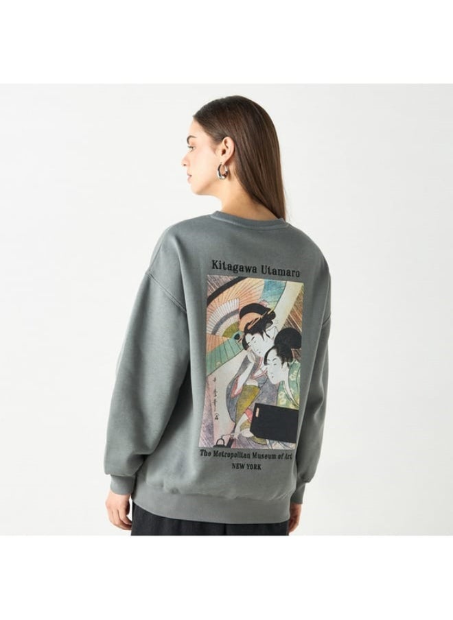 Graphic Print Sweetheart with Crew Neck and Long Sleeves