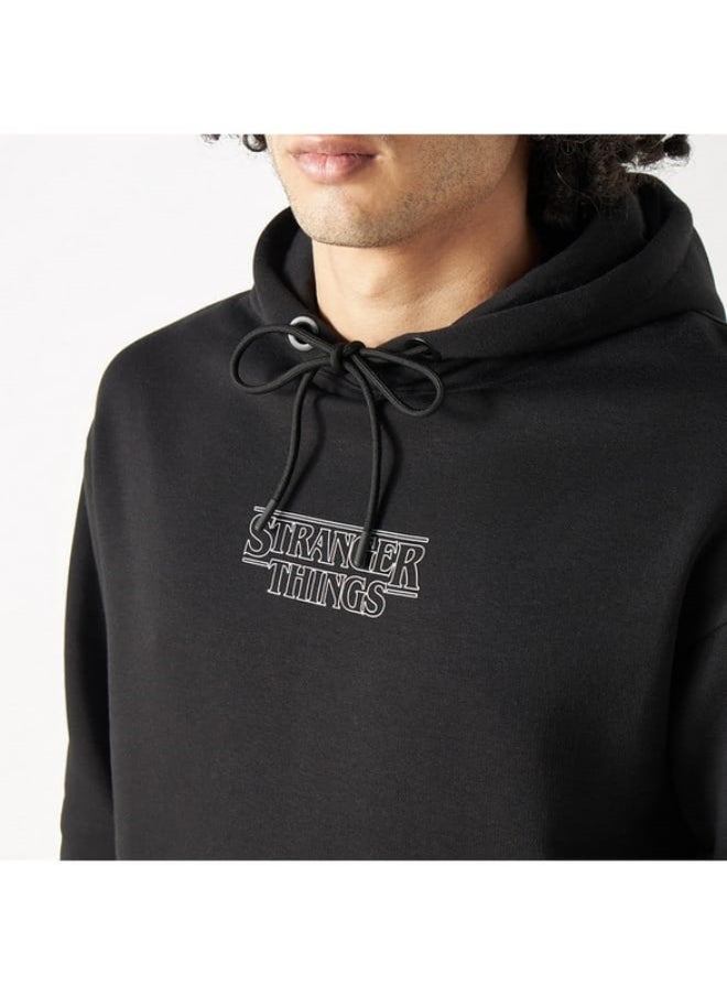 Attack on Titan Print Hoodie with Long Sleeves and Kangaroo Pocket