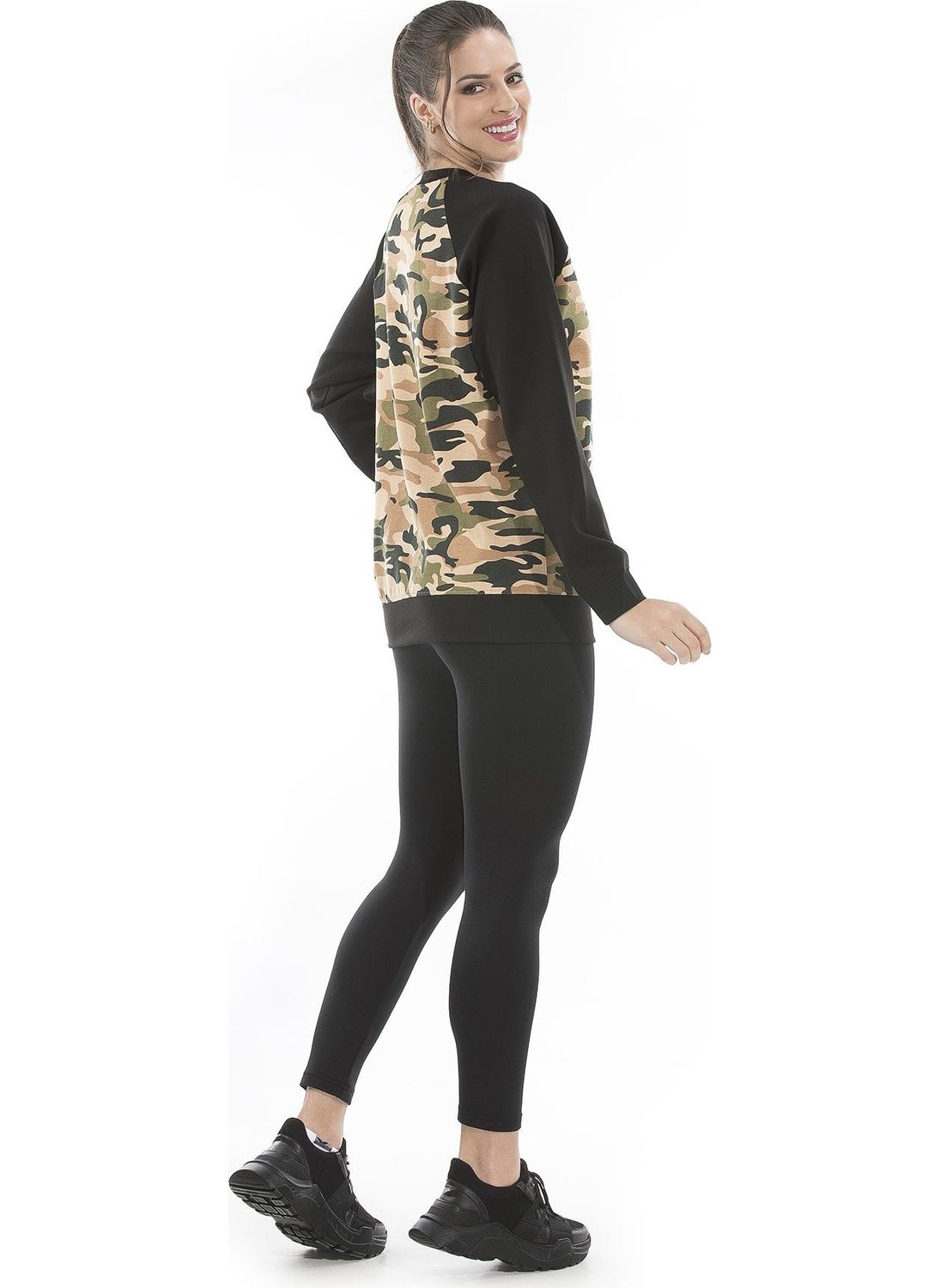 Camouflage Patterned Sweatshirt (UM-14591)