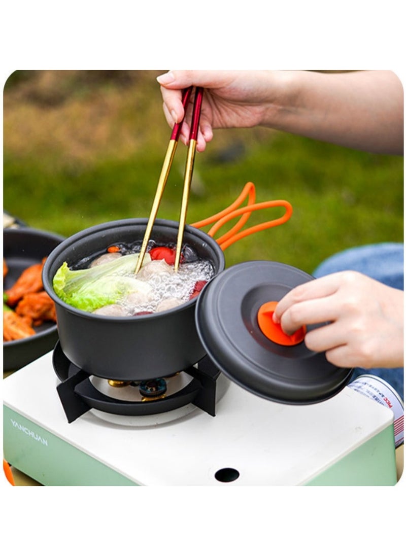 Outdoor Camping Cookware Set - Including A Kettle For Boiling Water, A Saucepan For Cooking, And A Frying Pan. it Is A Set Of Portable Cookware, Kitchen Utensils And Tableware For Camping And Outdoor Cooking Activities. A 3-Piece Set.