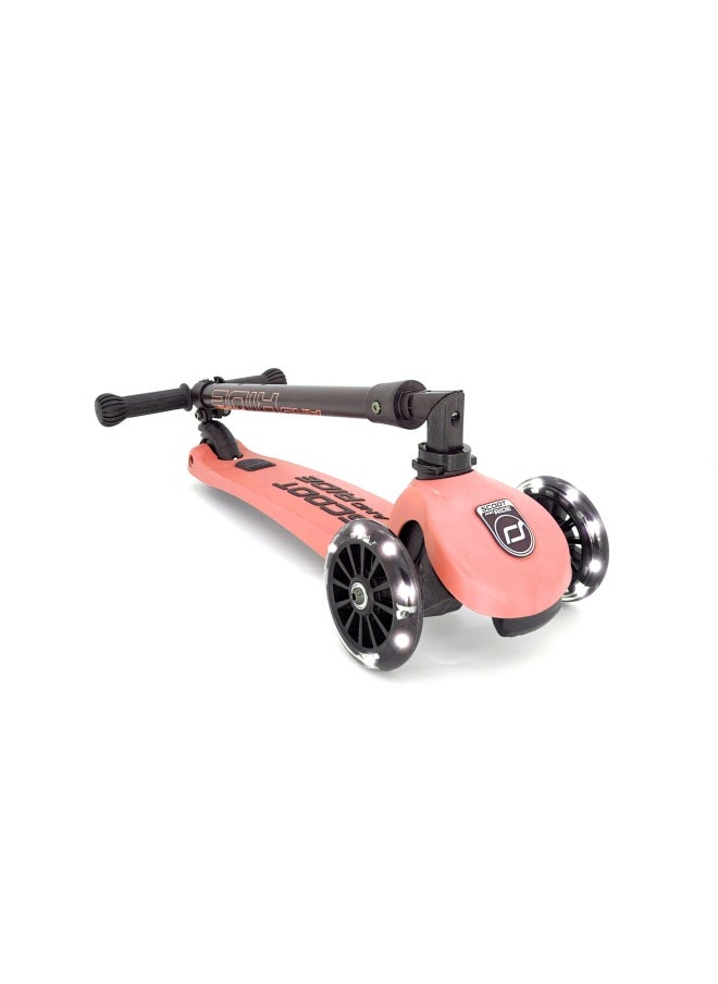 Scoot & Ride Highwaykick 3 LED Peach