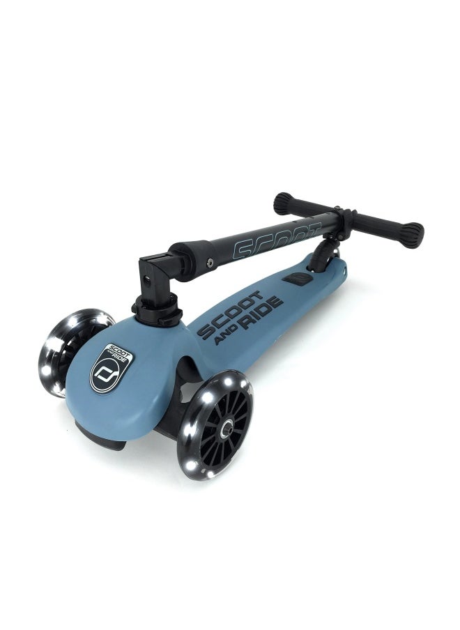 Scoot & Ride Highwaykick 3 LED Steel