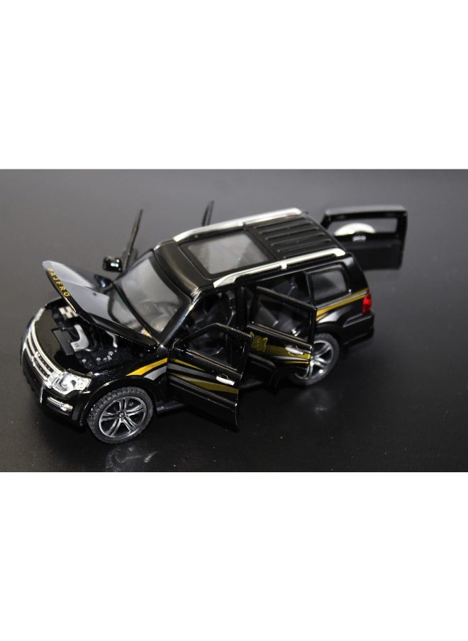 Diecast 1:32 Mitsubishi Pajero SUV Model Car – Alloy Off-Road Vehicle Toy with Sound & Light, Pull Back Action, Black Diecast Toy for Kids & Collectors