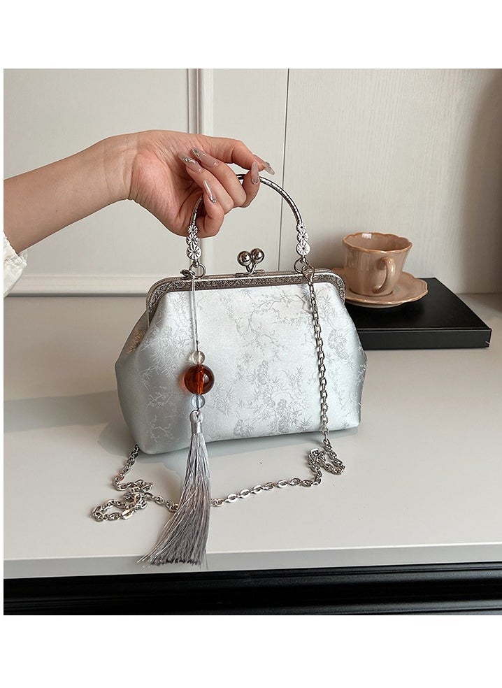 New Evening Bag Women's Shoulder Crossbody Bag Ins Chain Clip Bag Tassel Fashion Versatile Women's Bag