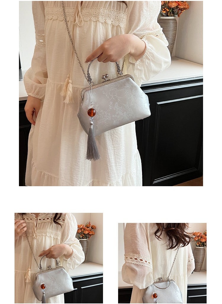 New Evening Bag Women's Shoulder Crossbody Bag Ins Chain Clip Bag Tassel Fashion Versatile Women's Bag