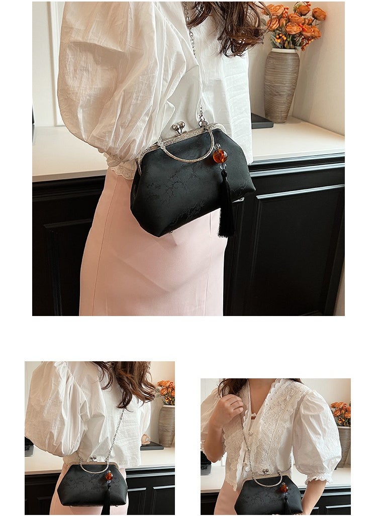 New Evening Bag Women's Shoulder Crossbody Bag Ins Chain Clip Bag Tassel Fashion Versatile Women's Bag