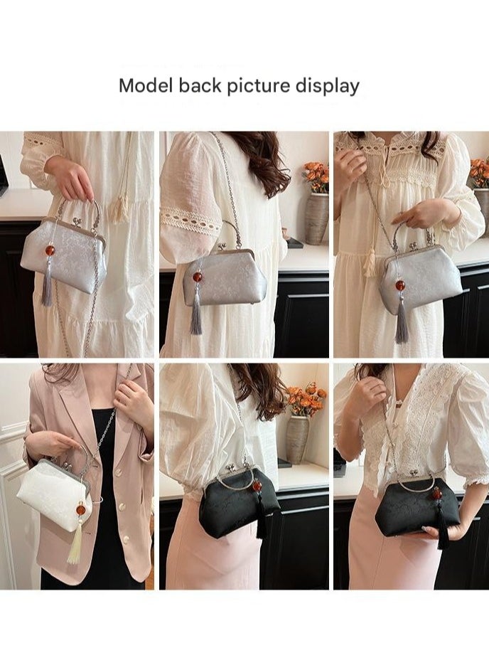 New Evening Bag Women's Shoulder Crossbody Bag Ins Chain Clip Bag Tassel Fashion Versatile Women's Bag