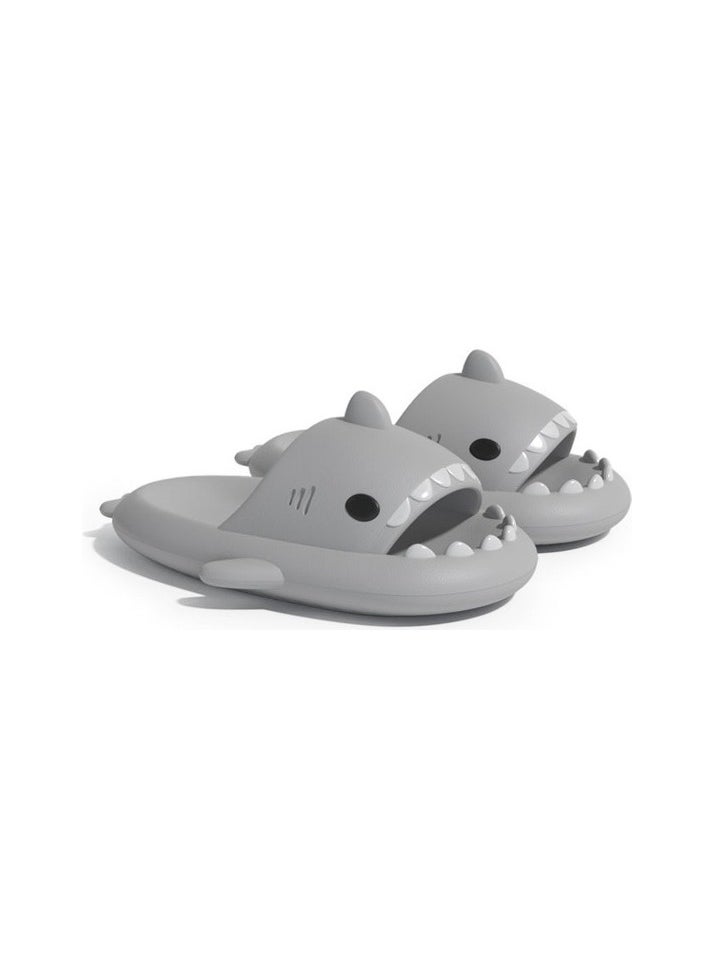 2 Shark Slippers Men and Women In the summer months, the bathroom and outdoor bathroom (dormitory Colour:Gray Shoe number:36 - 37