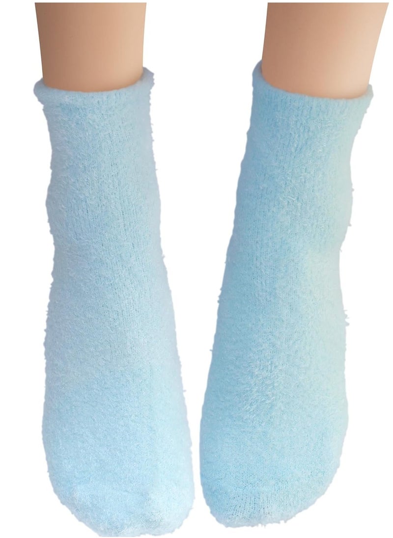 Earth Therapeutics Aloe Vera Socks – Infused with Natural Aloe Vera & Vitamin E – Helps Dry Feet, Cracked Heels, Calluses, Dead Skin - Use with Your Favorite Lotions - Blue Plaid