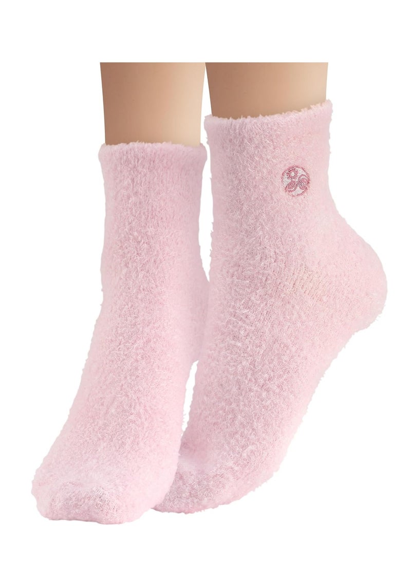 Earth Therapeutics Aloe Vera Socks – Infused with Natural Aloe Vera & Vitamin E – Helps Dry Feet, Cracked Heels, Calluses, Rough Skin, Dead Skin - Use with Your Favorite Lotions - Pink