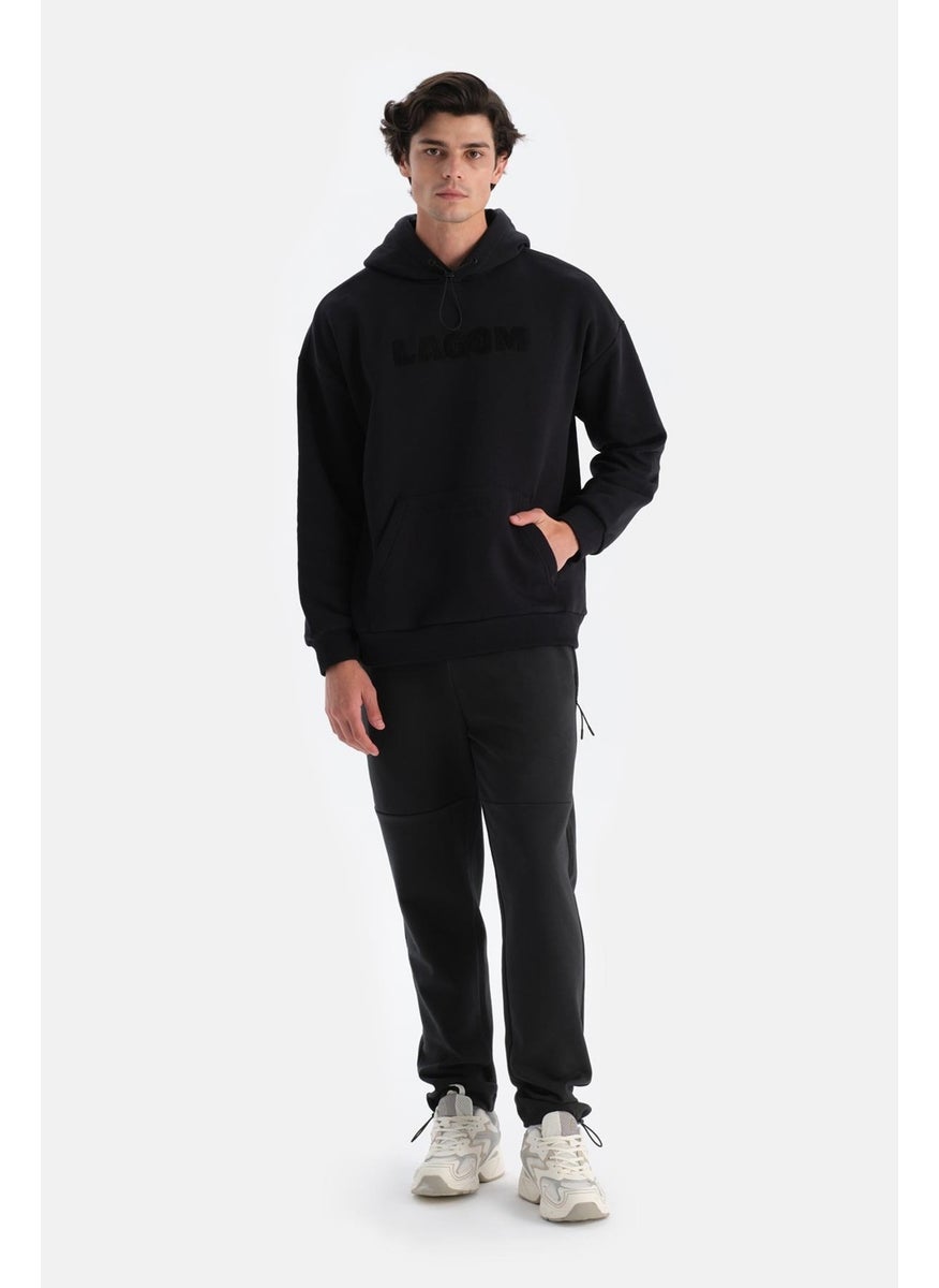 Black Men's Hooded Sweatshirt with Lining