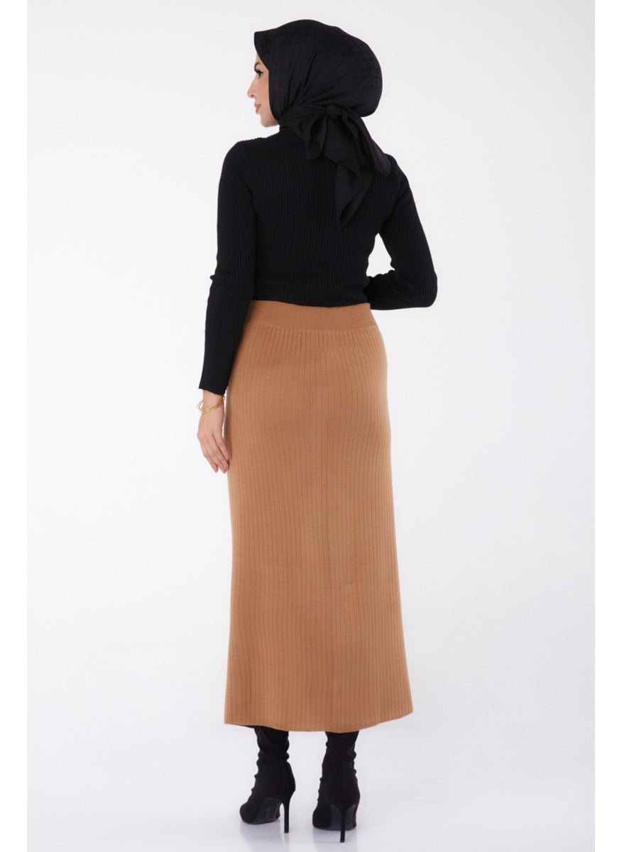 Plain Medium Women's Milky Coffee Buttoned Knit Skirt - 24722